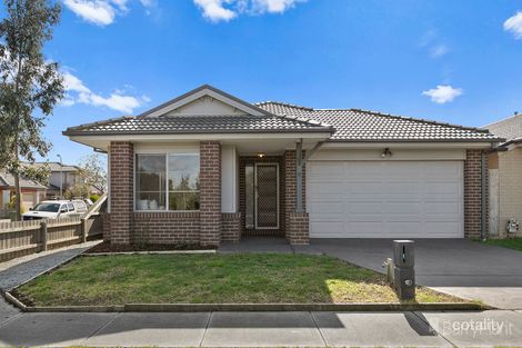 Property photo of 11 Avisha Way Narre Warren VIC 3805