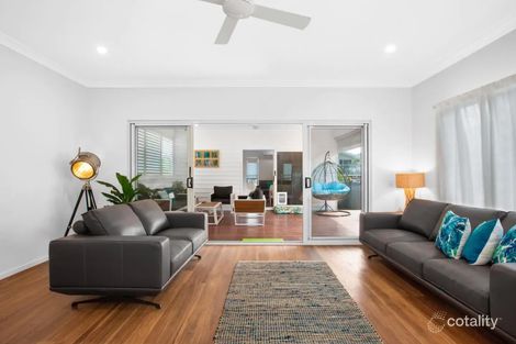 Property photo of 31 Station Street Currumbin Waters QLD 4223