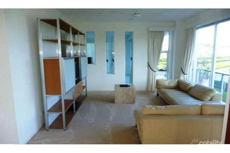 Property photo of 1037 Lakeview Terrace Benowa QLD 4217