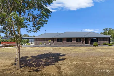 21 Hall Dr, Benalla, VIC 3672