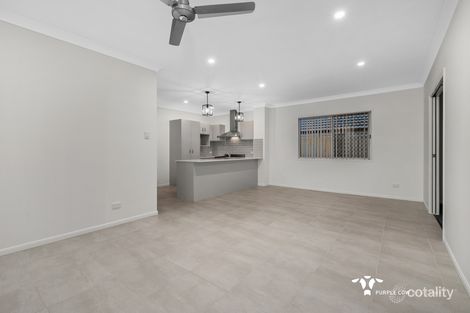 Property photo of 6 Barham Way Spring Mountain QLD 4300