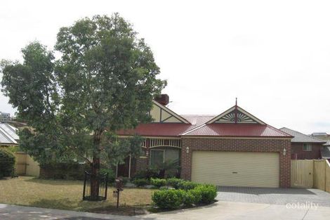 11 Adelaide Bvd, Gowanbrae, VIC 3043