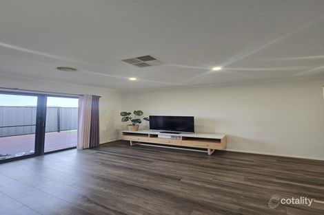 79 Distinction Ave, Craigieburn, VIC 3064