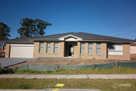 Property photo of 10 Devonshire Street Cameron Park NSW 2285