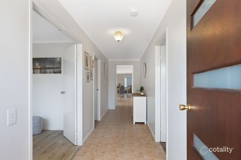 Property photo of 2 Greenwich Court Alexandra Hills QLD 4161