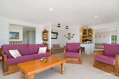 Property photo of 54 View Parade Saratoga NSW 2251