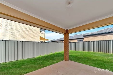 Property photo of 2 Cornus Drive Tarneit VIC 3029