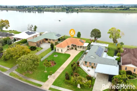 Property photo of 21 Lynhaven Crescent Ulmarra NSW 2462