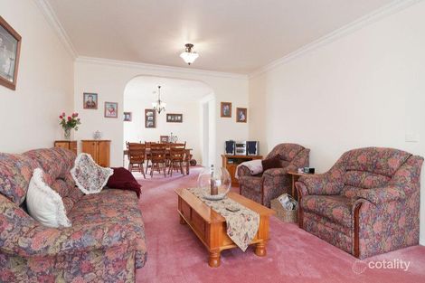 Property photo of 21 Hilledge Lane Mooroolbark VIC 3138