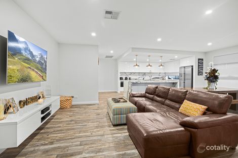 Property photo of 27 Elizabeth Circuit Flinders NSW 2529
