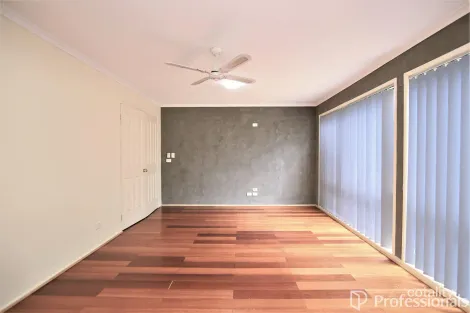 Property photo of 33 Cromford Crescent Narre Warren South VIC 3805