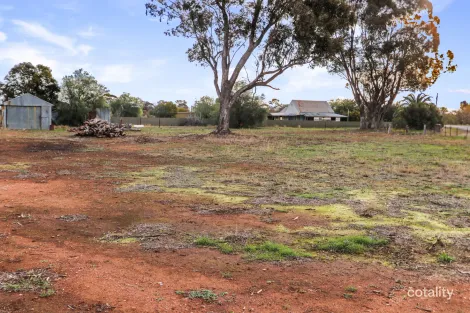 Property photo of 9 Murphy Street Temora NSW 2666