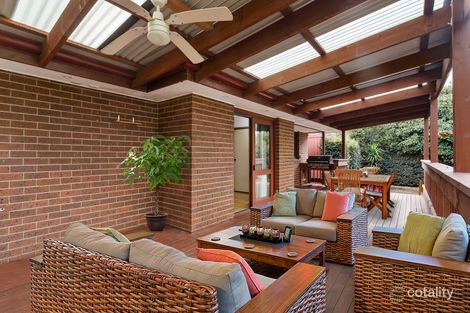Property photo of 8 Barondi Avenue Narre Warren VIC 3805