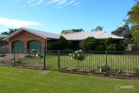 13 Weatherall St, St George, QLD 4487