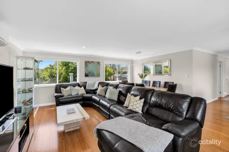 Property photo of 74 Pringle Avenue Belrose NSW 2085