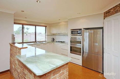 Property photo of 11 Harrington Crescent Leeming WA 6149