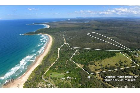 Property photo of 1010 Point Plomer Road Crescent Head NSW 2440