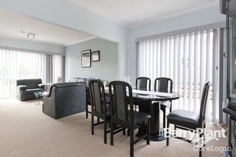 Property photo of 10 Hennessy Way Dandenong North VIC 3175