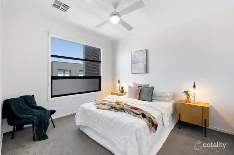 Property photo of 17 Harley Place Findon SA 5023