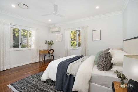 Property photo of 9 Fifth Avenue St Lucia QLD 4067