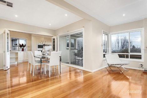 Property photo of 1/16 Aikman Crescent Chadstone VIC 3148