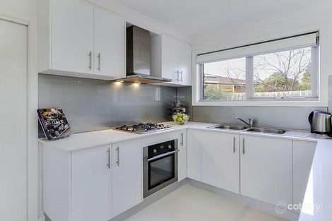Property photo of 2/24 Burchall Crescent Rowville VIC 3178