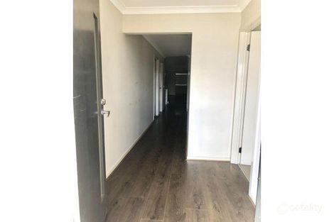 Property photo of 19 Ixora Crescent Manor Lakes VIC 3024