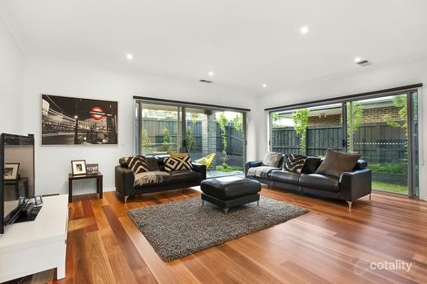 Property photo of 28 Steele Creek Drive Keilor East VIC 3033