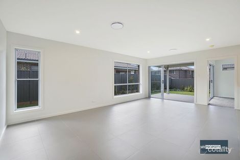 Property photo of 29 Tess Circuit Oran Park NSW 2570