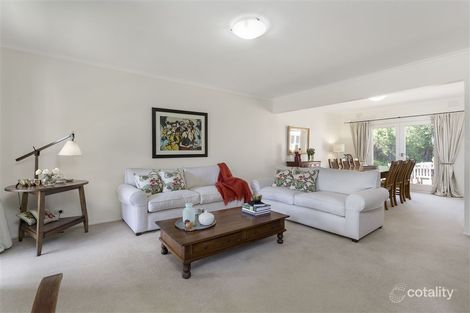 Property photo of 34 Mannering Drive Glen Waverley VIC 3150