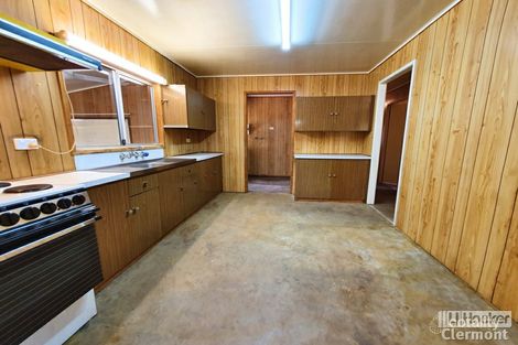 Property photo of 6 Monash Court Clermont QLD 4721