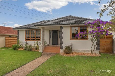 Property photo of 35 Ambon Road Holsworthy NSW 2173
