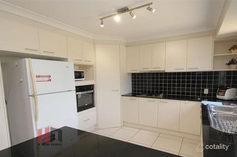 Property photo of 11 Hilas Circuit Sunnybank Hills QLD 4109