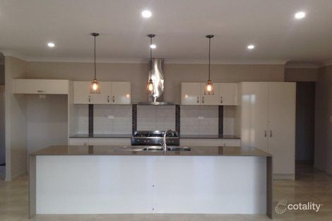 Property photo of 24 Barklya Street Mount Low QLD 4818