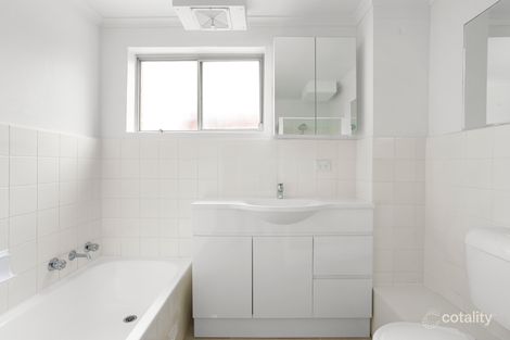 Property photo of 2/26-32 Boronia Street Dee Why NSW 2099