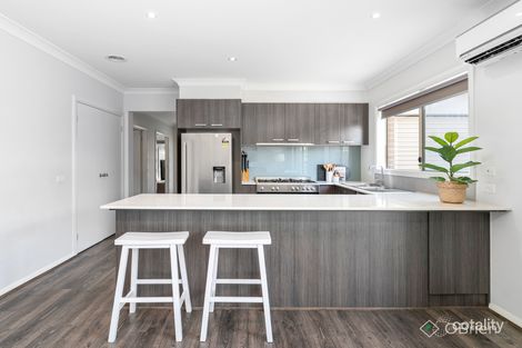 Property photo of 52 Glenelg Street Clyde North VIC 3978