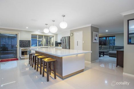 Property photo of 8 Navua Court Pacific Pines QLD 4211