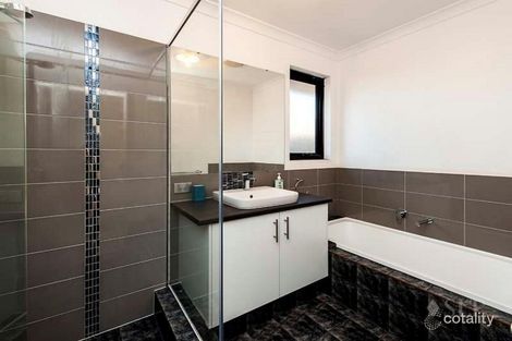 Property photo of 60 Dalmilling Drive The Vines WA 6069