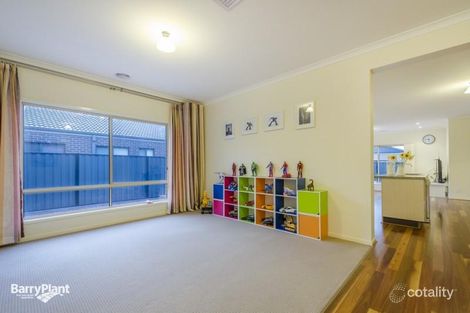 Property photo of 10 Eccles Vista Point Cook VIC 3030
