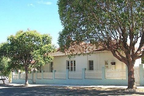 20 St Albans Ave, Highgate, WA 6003