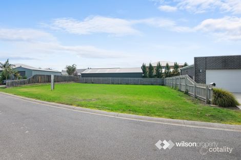 Property photo of 2 Windsor Court Traralgon VIC 3844