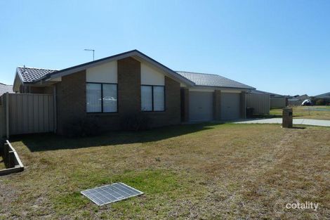 Property photo of 10 Falcon Drive Calala NSW 2340