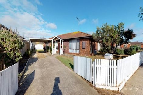 Property photo of 24 Meadenhall Drive St Albans Park VIC 3219
