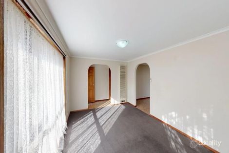 Property photo of 24 Meadenhall Drive St Albans Park VIC 3219