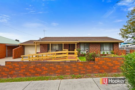 Property photo of 7 Macrae Court Lakes Entrance VIC 3909