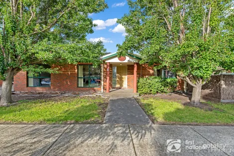 4/40 Barkly St, Cranbourne, VIC 3977