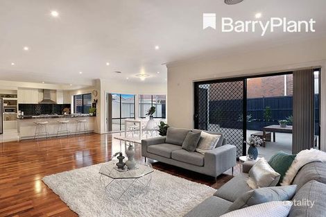 Property photo of 2 Bells Court Wantirna South VIC 3152