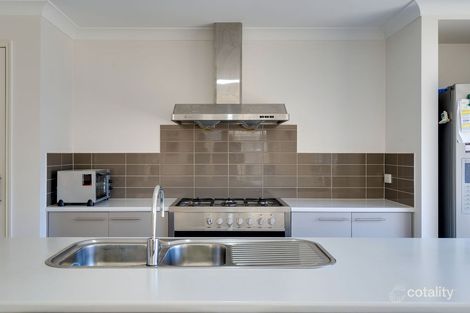 Property photo of 13 Villeneuve Street Alexandra VIC 3714