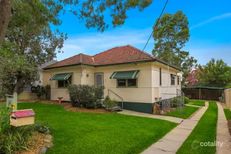 Property photo of 19 Binalong Road Pendle Hill NSW 2145