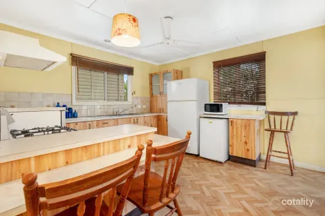 Property photo of 14 Eastbourne Street Chermside West QLD 4032